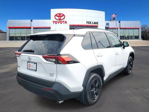 2022 Toyota RAV4 XLE