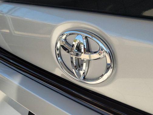 2025 Toyota Corolla XSE