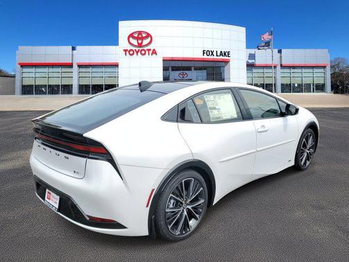 2025 Toyota Prius XLE