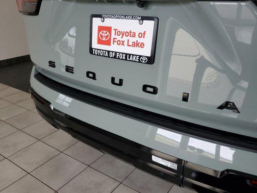 2025 Toyota Sequoia Platinum