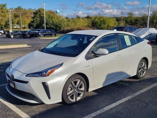 2021 Toyota Prius XLE
