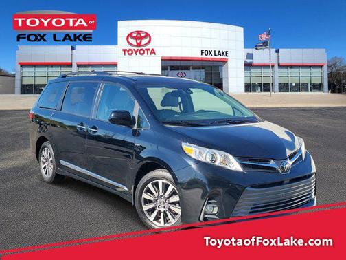 2020 Toyota Sienna XLE