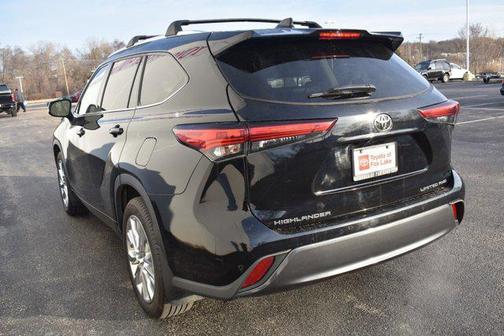 2022 Toyota Highlander Limited