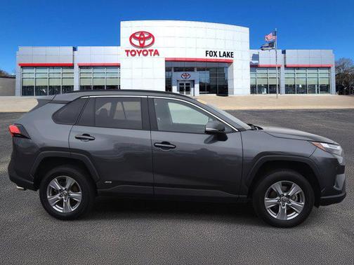 2022 Toyota RAV4 Hybrid XLE