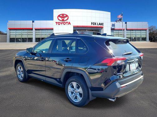 2022 Toyota RAV4 Hybrid XLE