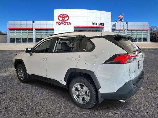 2025 Toyota RAV4 Hybrid XLE