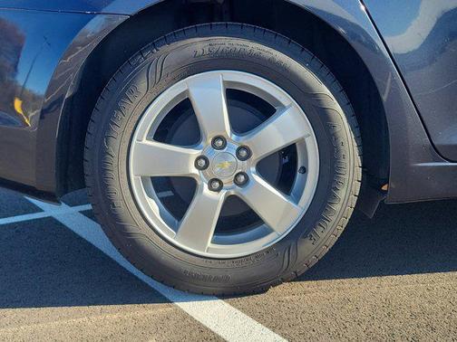 2015 Chevrolet Cruze 1LT