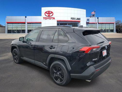 2022 Toyota RAV4 Hybrid XLE