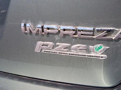 2016 Subaru Impreza 2.0i