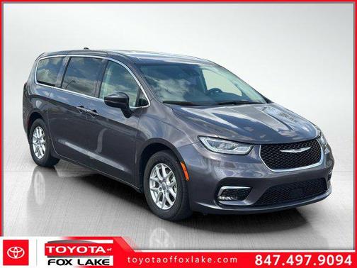 Granite Crystal Metallic Clearcoat 2023 Chrysler Pacifica Touring L