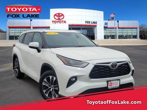 Blizzard Pearl 2021 Toyota Highlander XLE