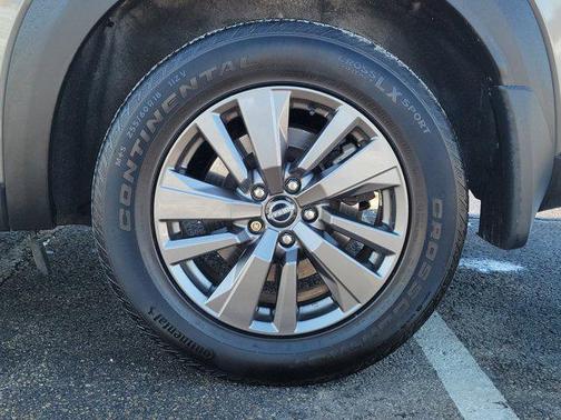 2022 Nissan Pathfinder SV 4WD