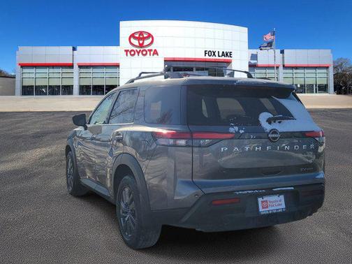 2022 Nissan Pathfinder SV 4WD