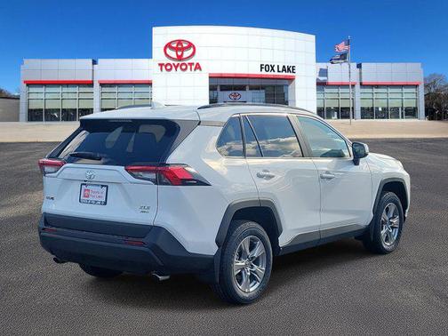 2025 Toyota RAV4 XLE