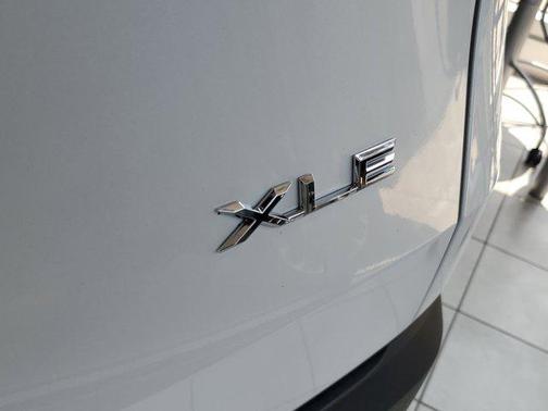 2025 Toyota Grand Highlander Hybrid XLE