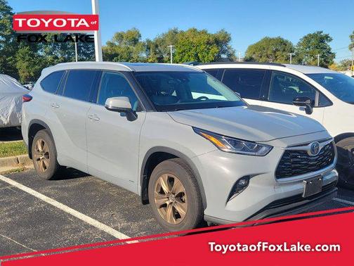 2022 Toyota Highlander Hybrid XLE