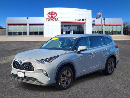 2022 Toyota Highlander Hybrid XLE