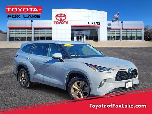 2022 Toyota Highlander Hybrid XLE