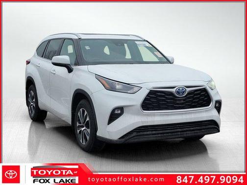 Wind Chill Pearl 2024 Toyota Highlander Hybrid XLE