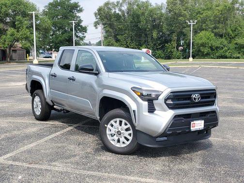 2025 Toyota Tacoma SR