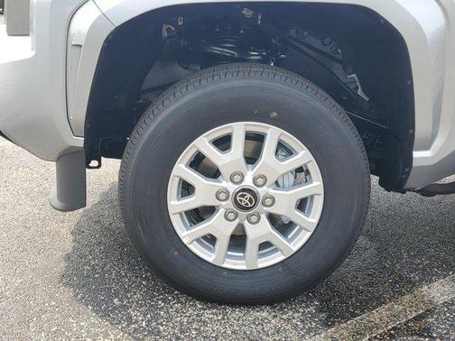 2025 Toyota Tacoma SR