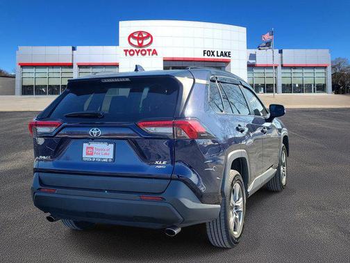 2022 Toyota RAV4 XLE