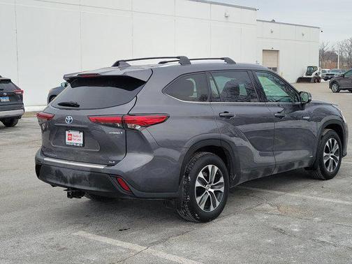 2020 Toyota Highlander Hybrid XLE
