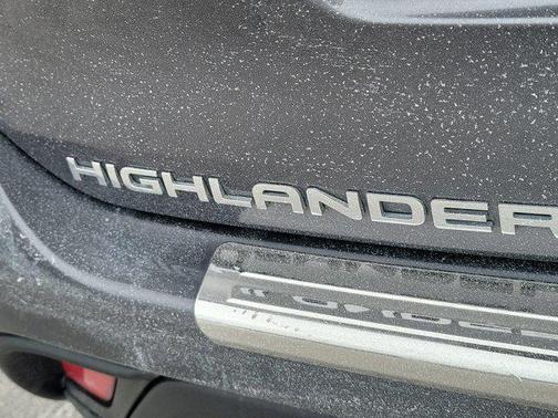 2020 Toyota Highlander Hybrid XLE