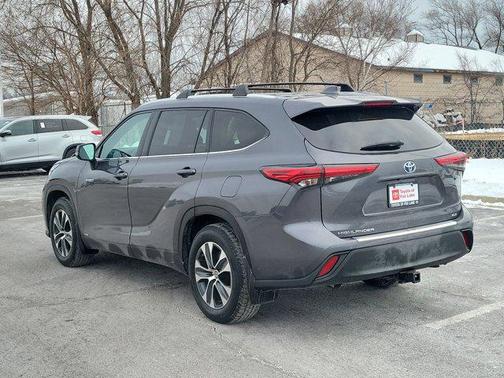 2020 Toyota Highlander Hybrid XLE