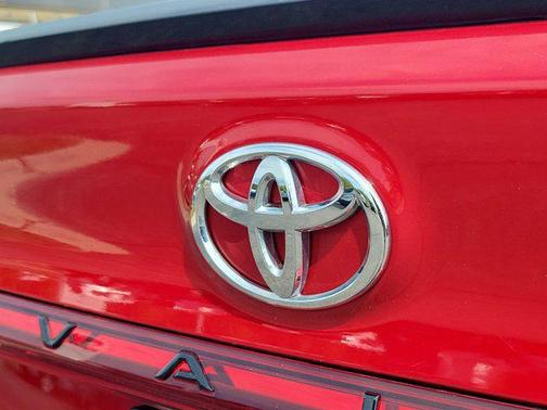 2021 Toyota Avalon Touring