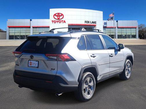 2025 Toyota RAV4 Hybrid XLE
