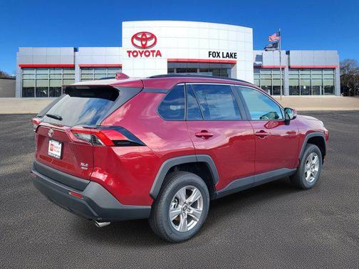 2025 Toyota RAV4 XLE