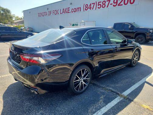 2023 Toyota Camry SE