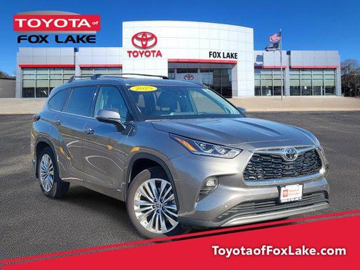 2025 Toyota Highlander Hybrid Platinum