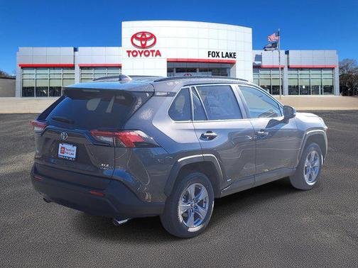 2025 Toyota RAV4 Hybrid XLE