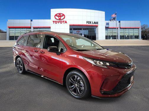 2025 Toyota Sienna XSE 7 Passenger