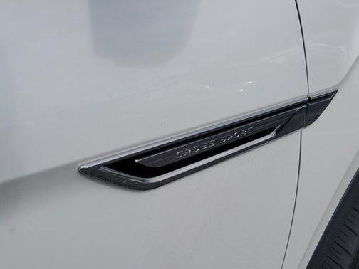 2023 Volkswagen Atlas Cross Sport 3.6L V6 SEL