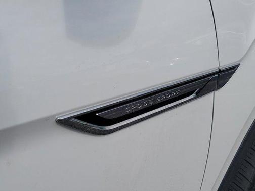 2023 Volkswagen Atlas Cross Sport 3.6L V6 SEL