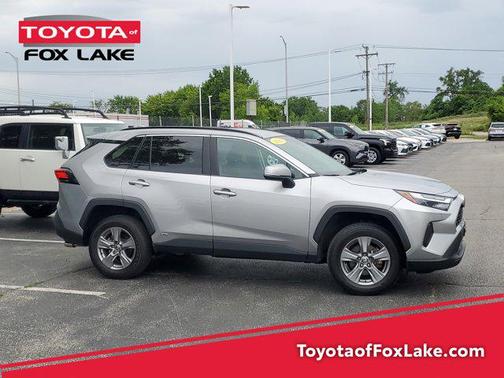 2022 Toyota RAV4 Hybrid XLE