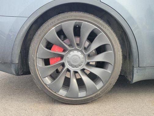 2022 Tesla Model Y Performance Dual Motor All-Wheel Drive