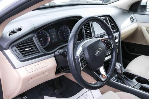 2018 Hyundai SONATA SEL