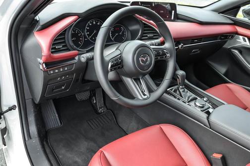 2025 Mazda Mazda3 AWD w/Premium Package