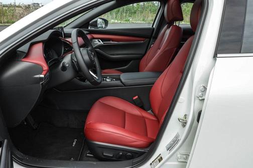 2025 Mazda Mazda3 AWD w/Premium Package