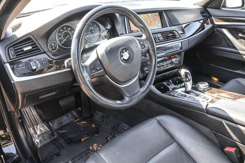 2015 BMW 528 i xDrive
