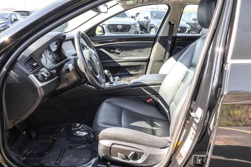 2015 BMW 528 i xDrive