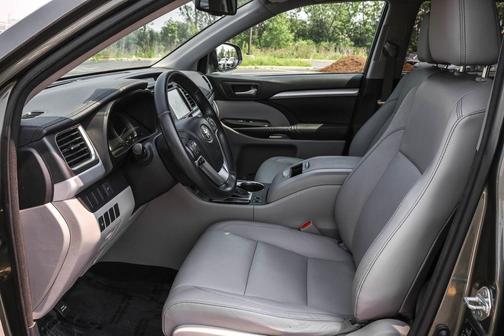 2014 Toyota Highlander XLE