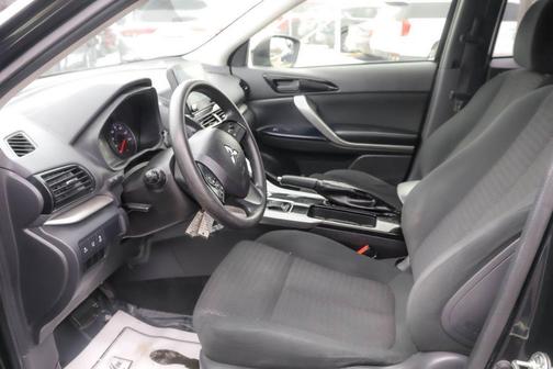 2023 Mitsubishi Eclipse Cross LE