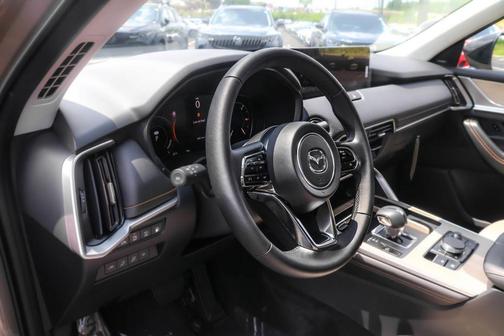 2025 Mazda CX-70 PHEV Premium Package