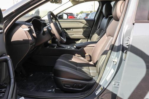 2025 Mazda CX-50 Hybrid Preferred Package