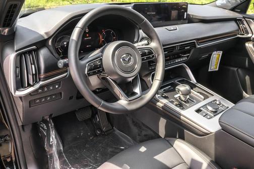 2025 Mazda CX-70 PHEV Premium Plus Package